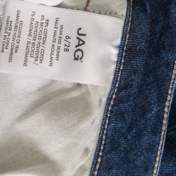 High rise skinny Jean - Picture 7 of 7